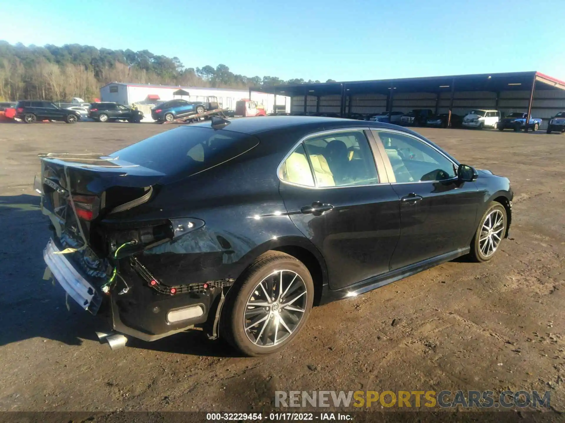 4 Photograph of a damaged car 4T1G11AK9MU550535 TOYOTA CAMRY 2021