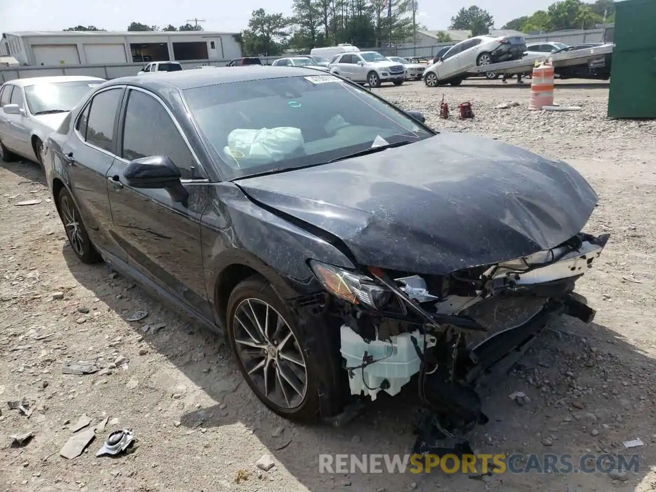 1 Photograph of a damaged car 4T1G11AK9MU557646 TOYOTA CAMRY 2021