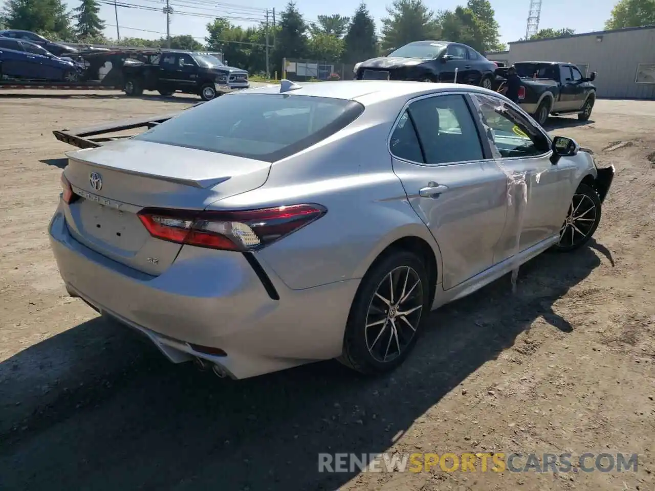 4 Photograph of a damaged car 4T1G11AK9MU560935 TOYOTA CAMRY 2021