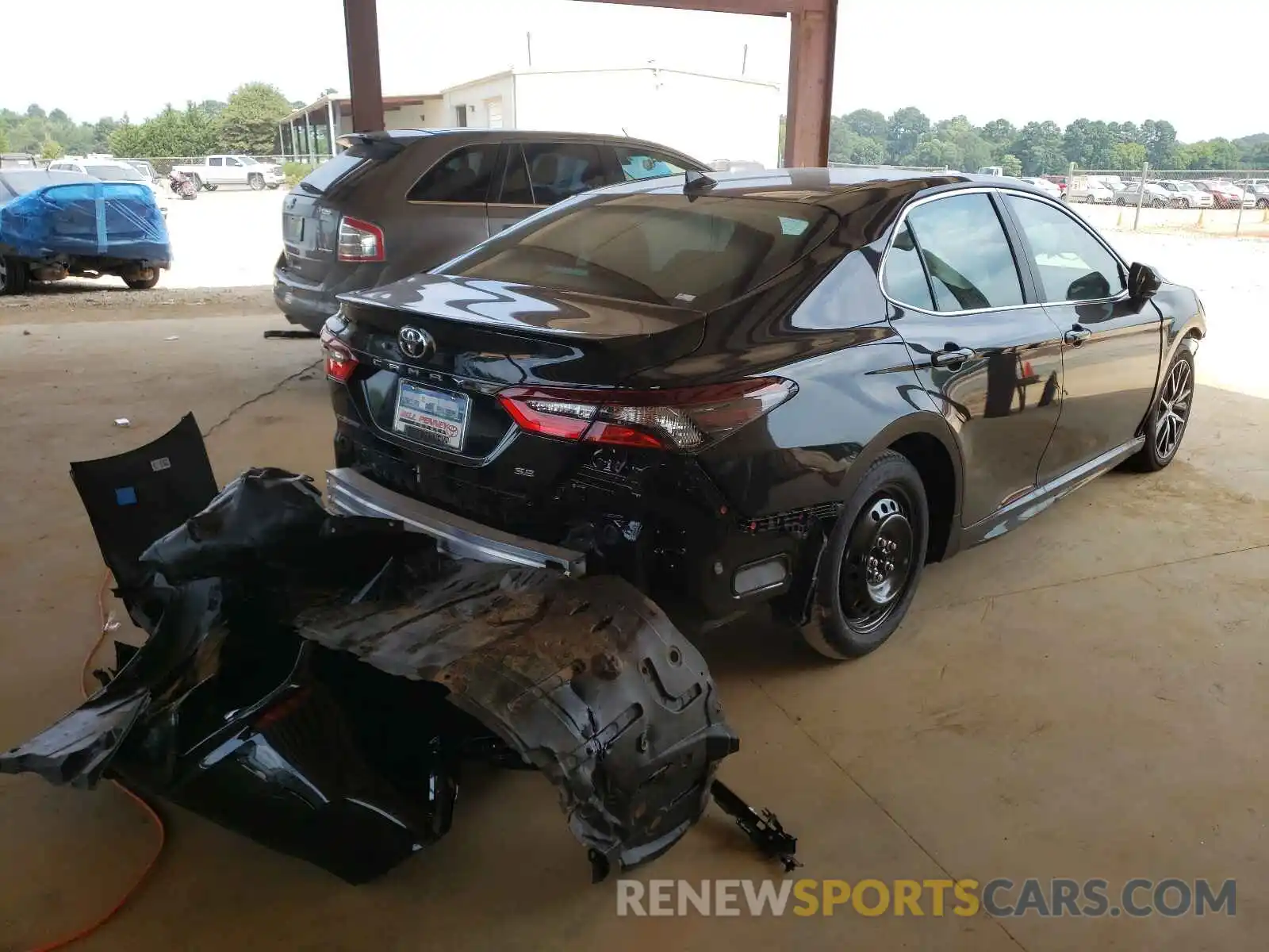 4 Photograph of a damaged car 4T1G11AK9MU579517 TOYOTA CAMRY 2021