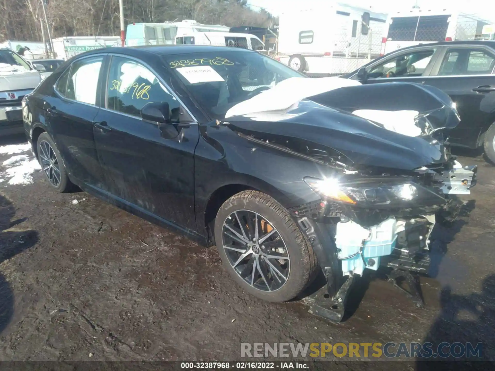 1 Photograph of a damaged car 4T1G11AK9MU579713 TOYOTA CAMRY 2021