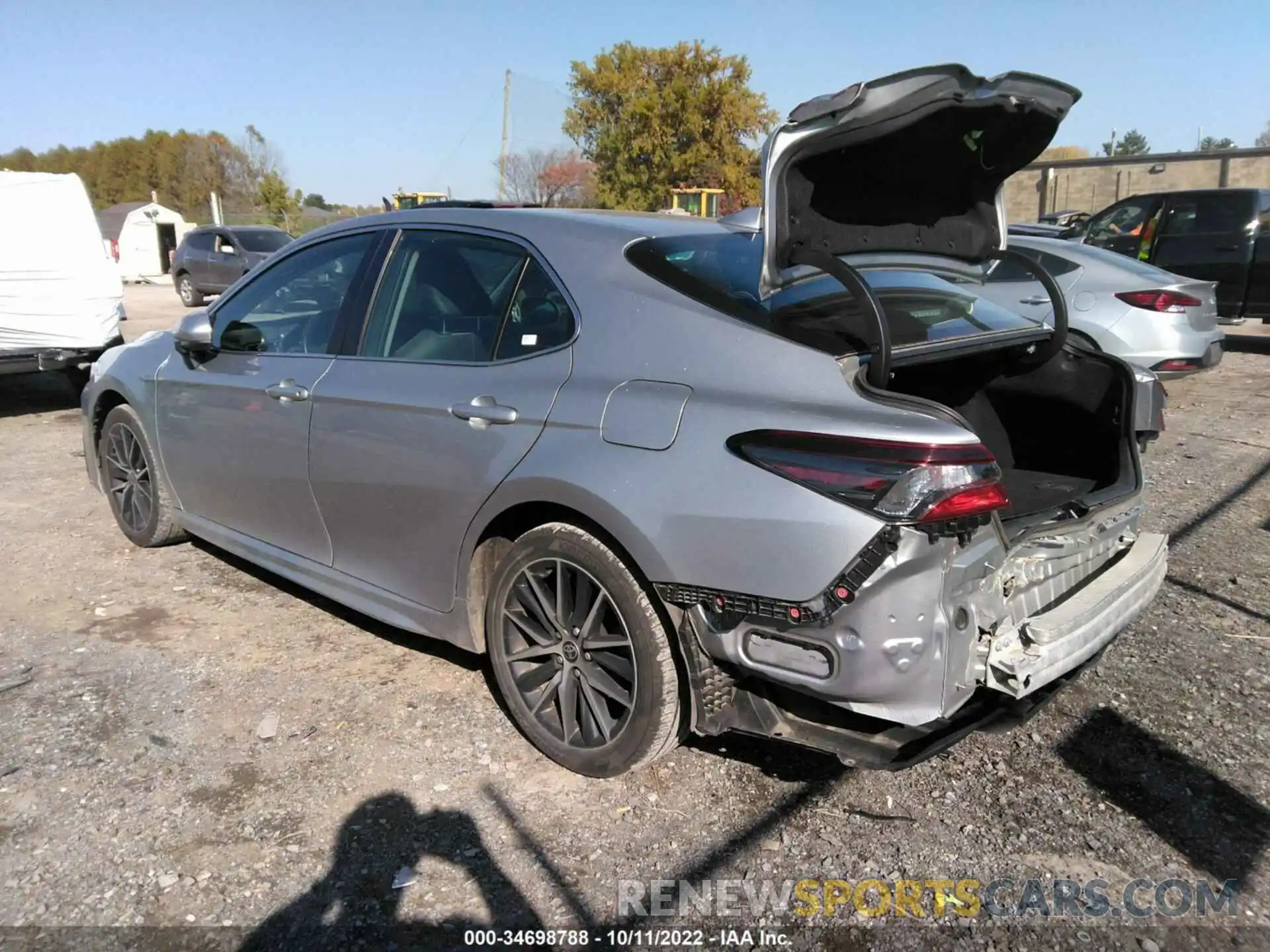 3 Photograph of a damaged car 4T1G11AK9MU587391 TOYOTA CAMRY 2021