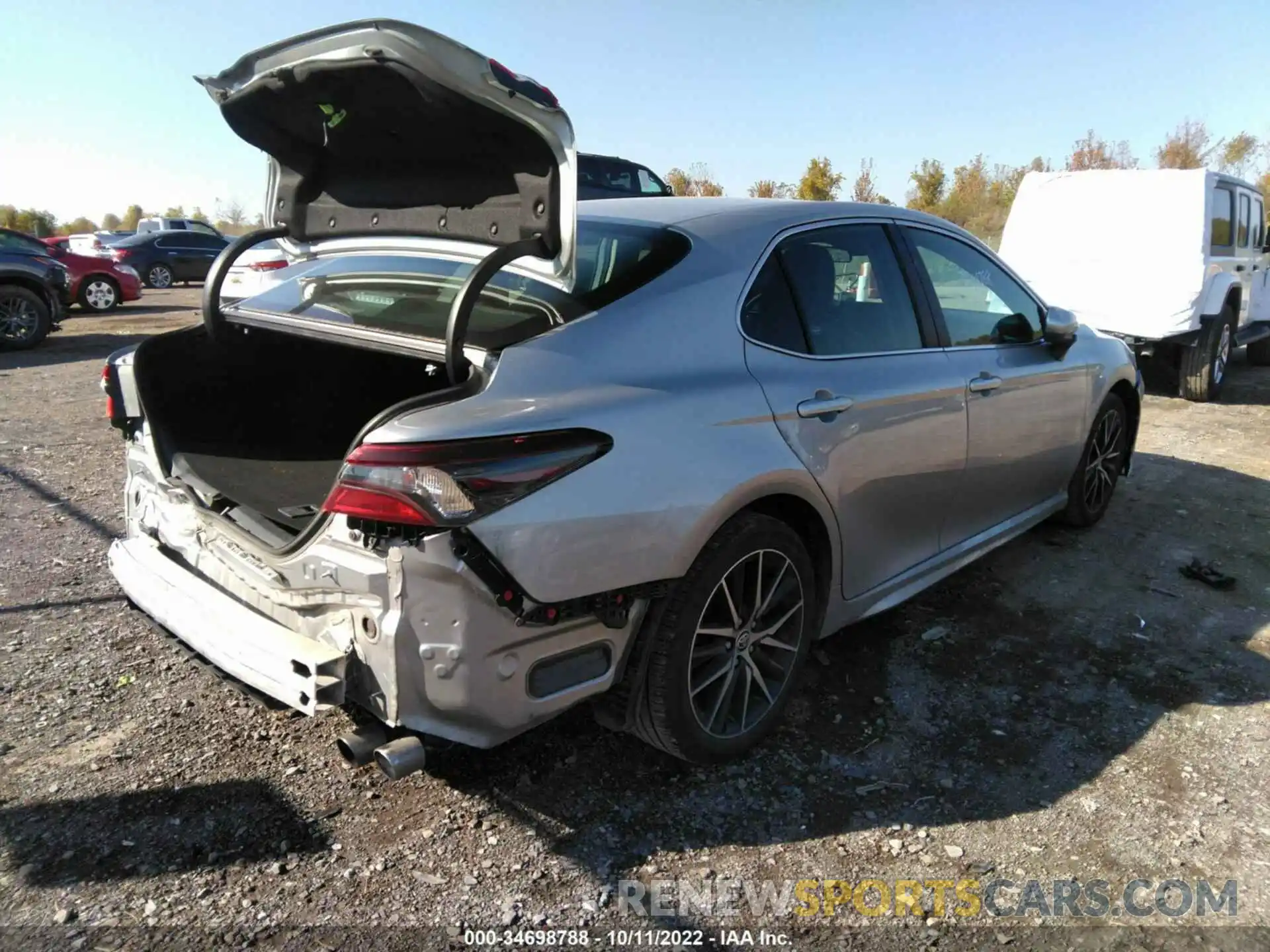 4 Photograph of a damaged car 4T1G11AK9MU587391 TOYOTA CAMRY 2021