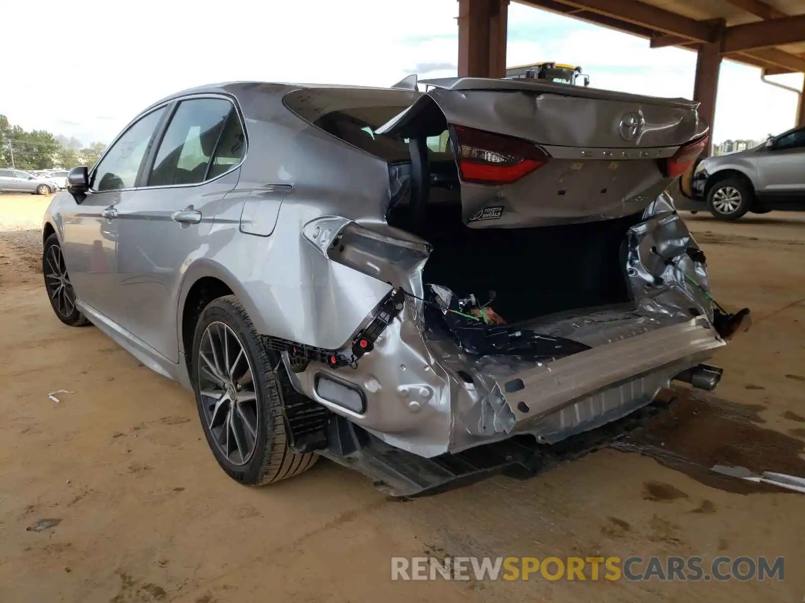 3 Photograph of a damaged car 4T1G11AK9MU601225 TOYOTA CAMRY 2021