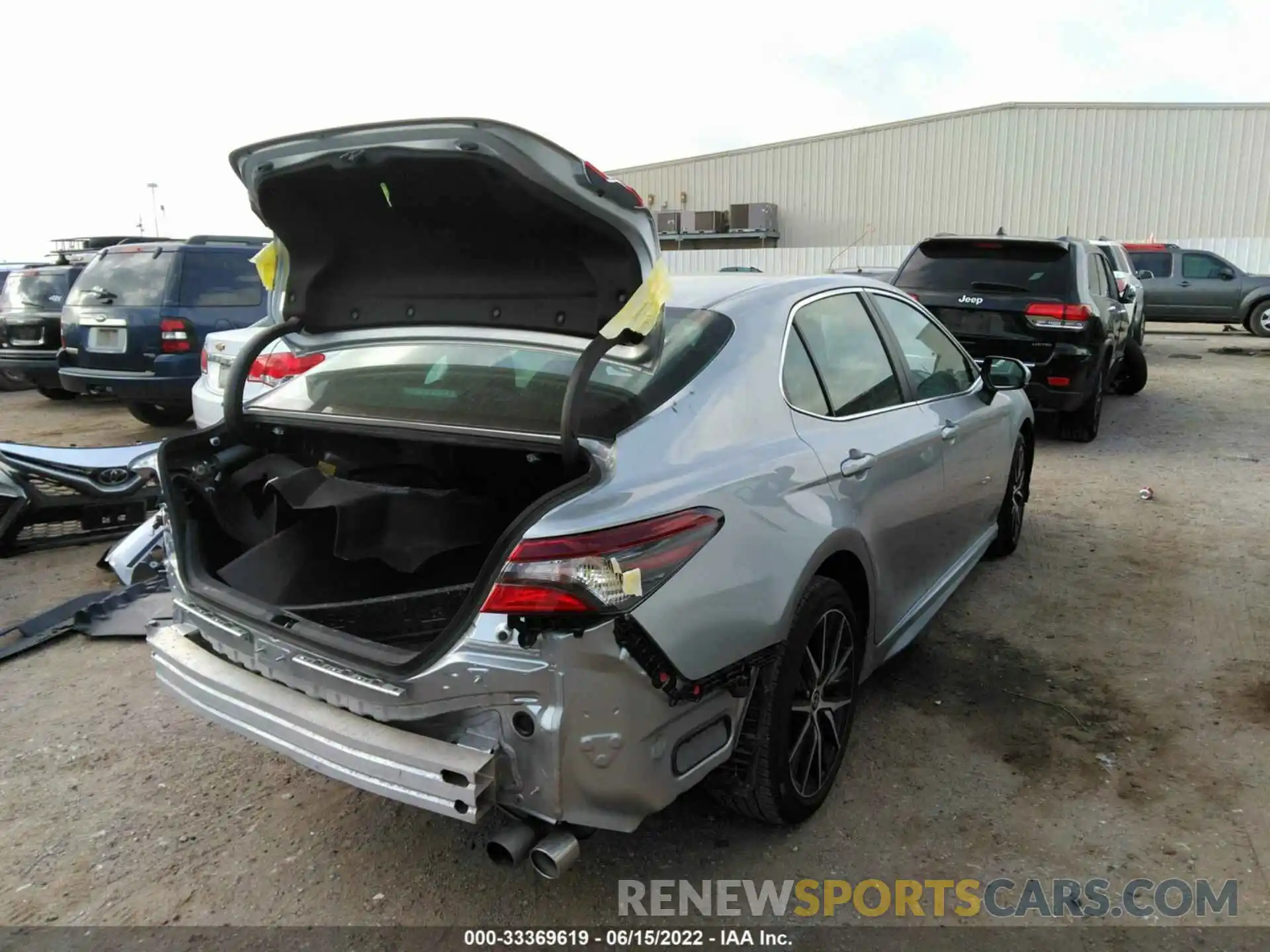 4 Photograph of a damaged car 4T1G11AK9MU602813 TOYOTA CAMRY 2021