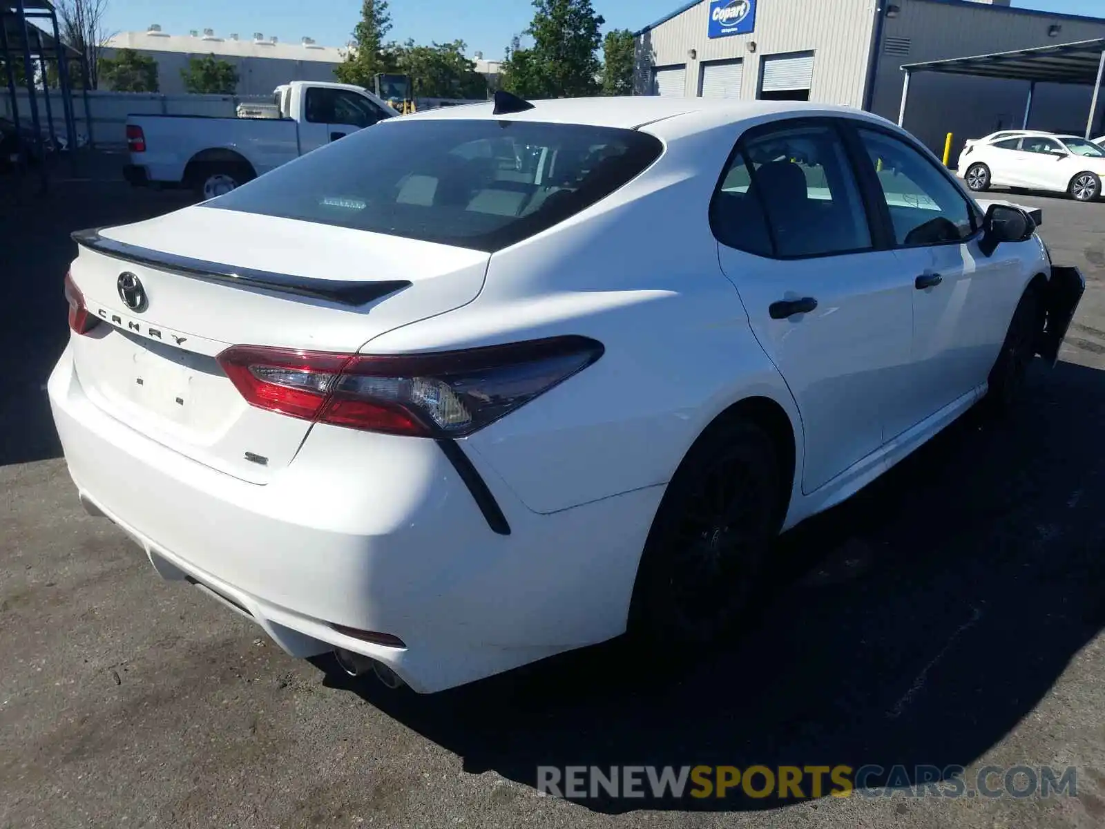 4 Photograph of a damaged car 4T1G11AKXMU402586 TOYOTA CAMRY 2021