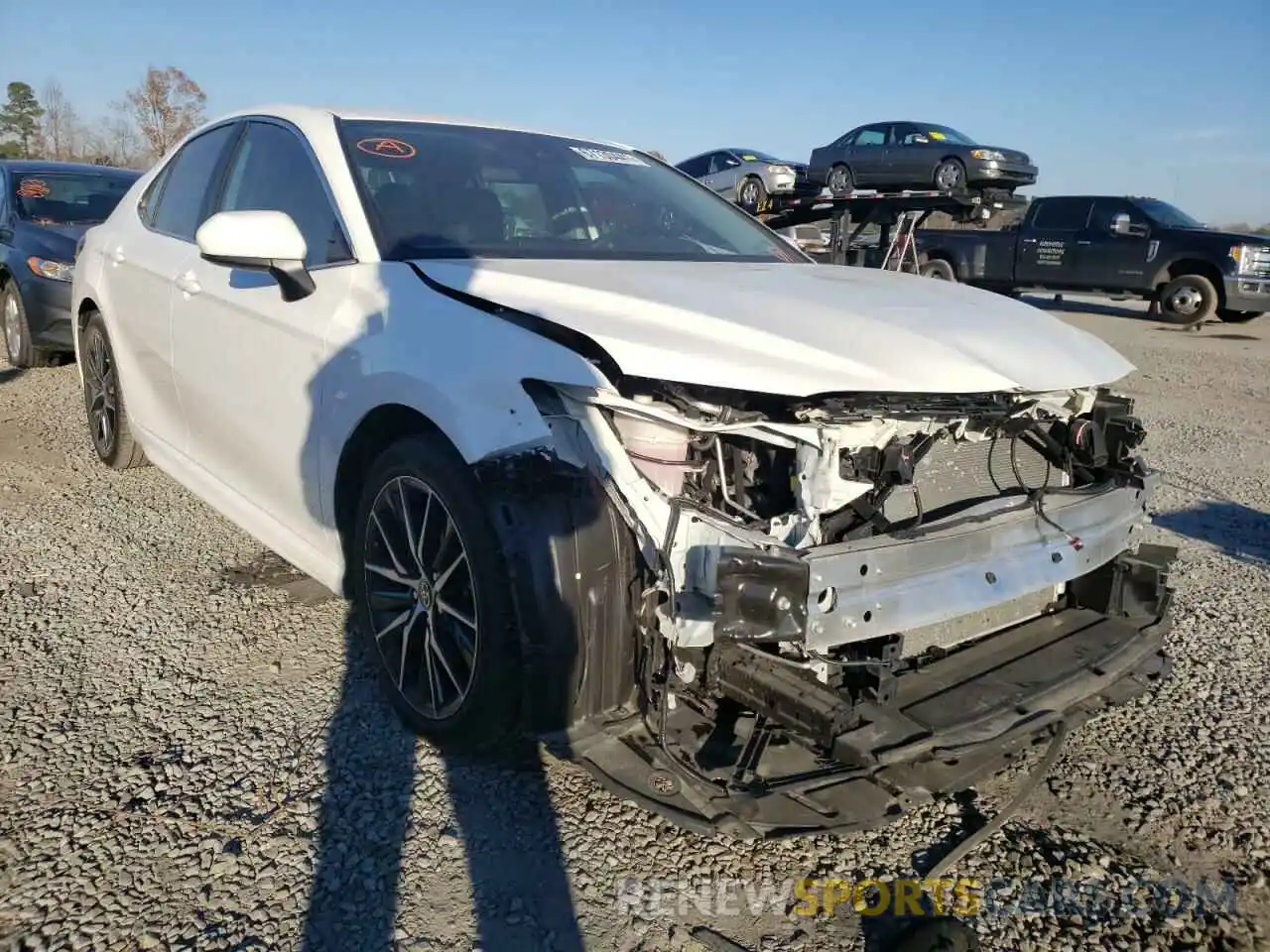 9 Photograph of a damaged car 4T1G11AKXMU402958 TOYOTA CAMRY 2021