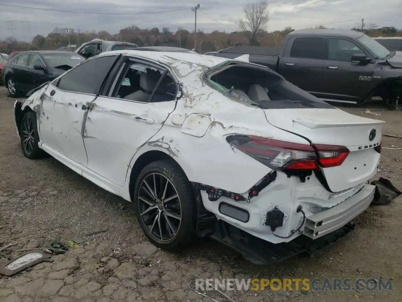 3 Photograph of a damaged car 4T1G11AKXMU406282 TOYOTA CAMRY 2021