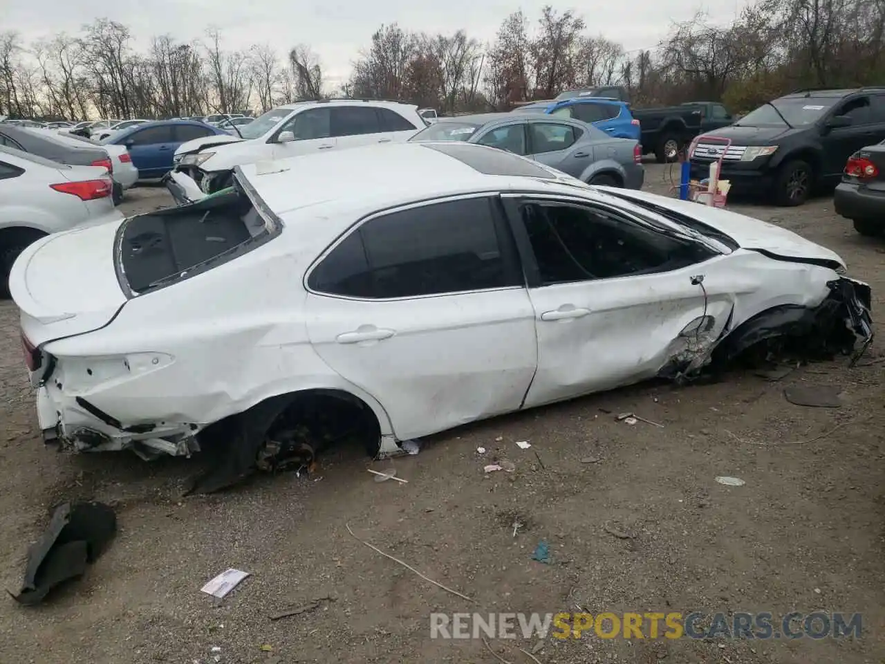 9 Photograph of a damaged car 4T1G11AKXMU406282 TOYOTA CAMRY 2021