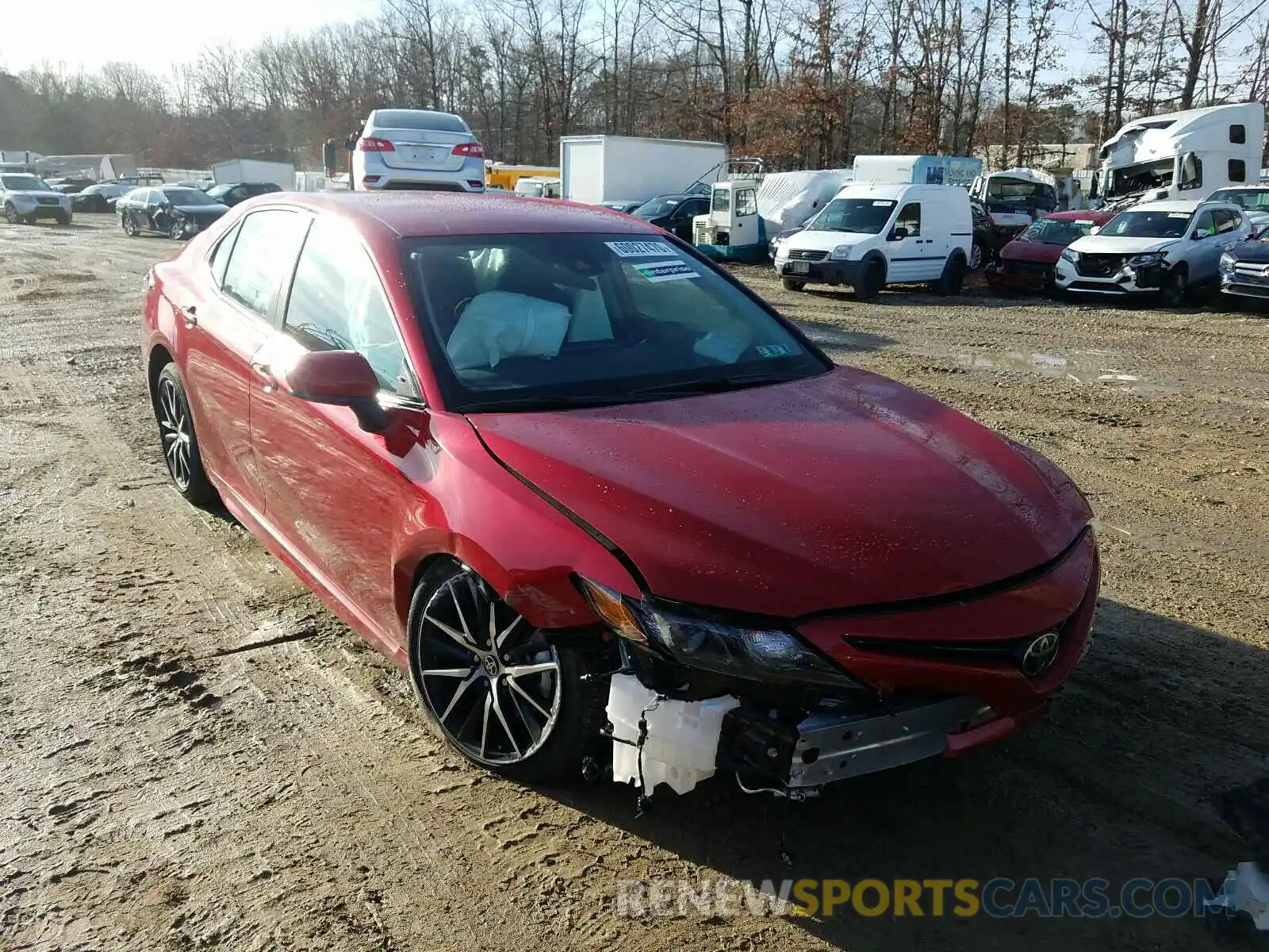 1 Photograph of a damaged car 4T1G11AKXMU410686 TOYOTA CAMRY 2021