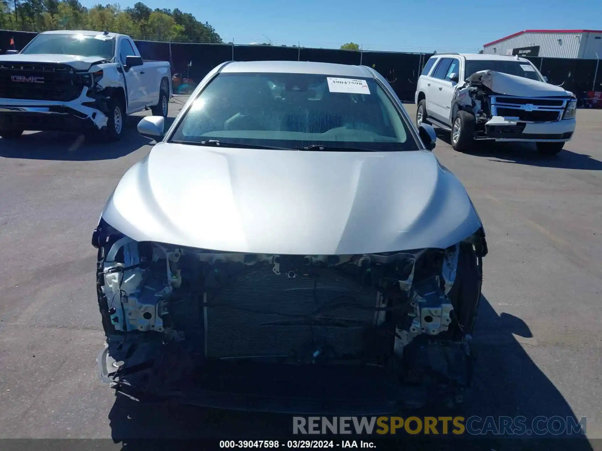 13 Photograph of a damaged car 4T1G11AKXMU411790 TOYOTA CAMRY 2021