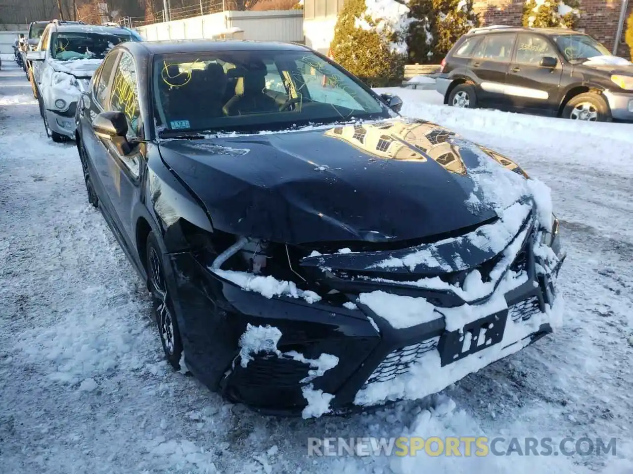 1 Photograph of a damaged car 4T1G11AKXMU414088 TOYOTA CAMRY 2021