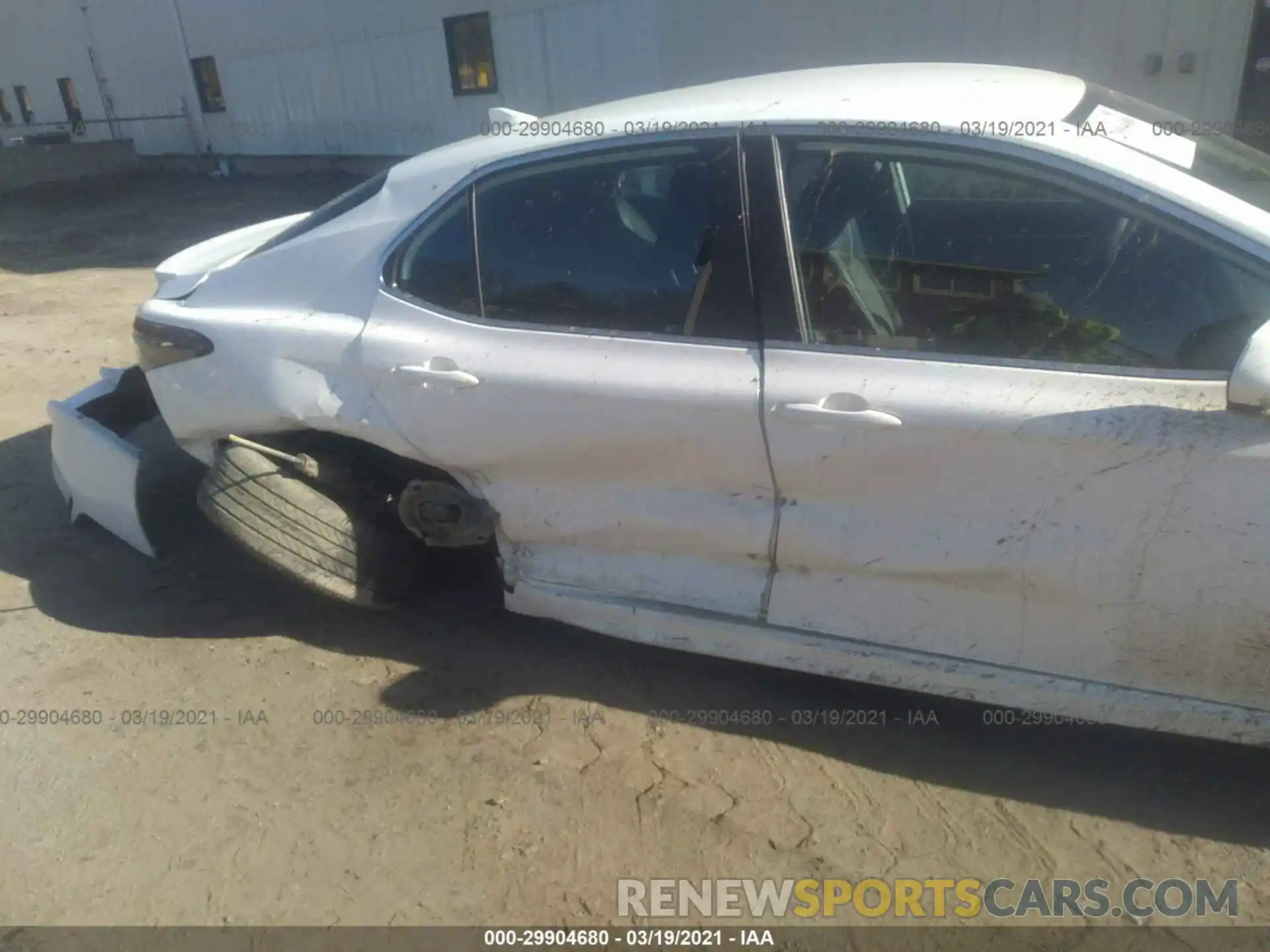 6 Photograph of a damaged car 4T1G11AKXMU414754 TOYOTA CAMRY 2021