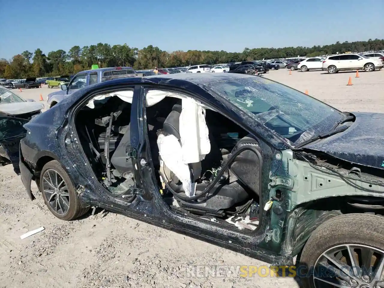 9 Photograph of a damaged car 4T1G11AKXMU421610 TOYOTA CAMRY 2021