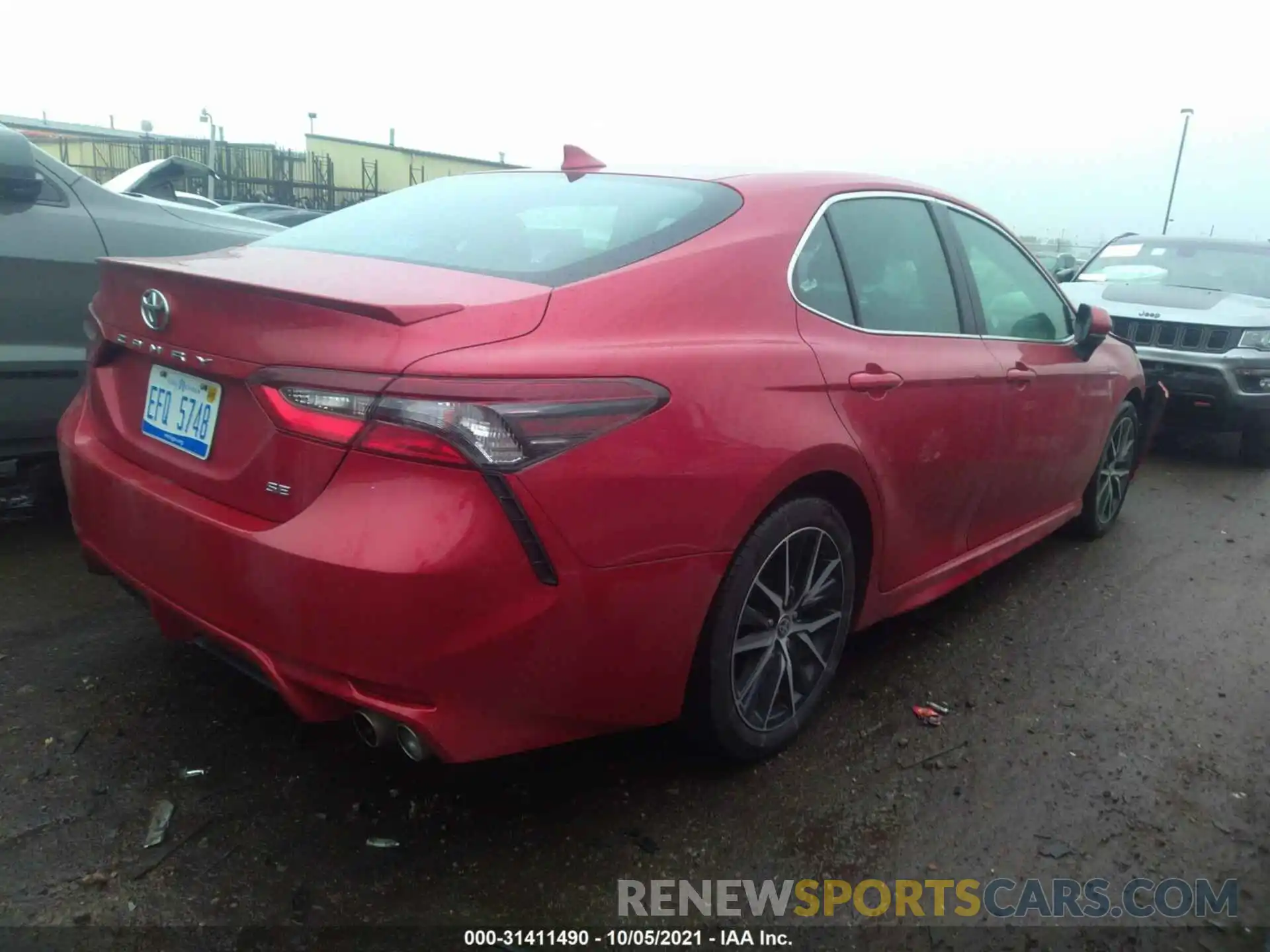 4 Photograph of a damaged car 4T1G11AKXMU428430 TOYOTA CAMRY 2021