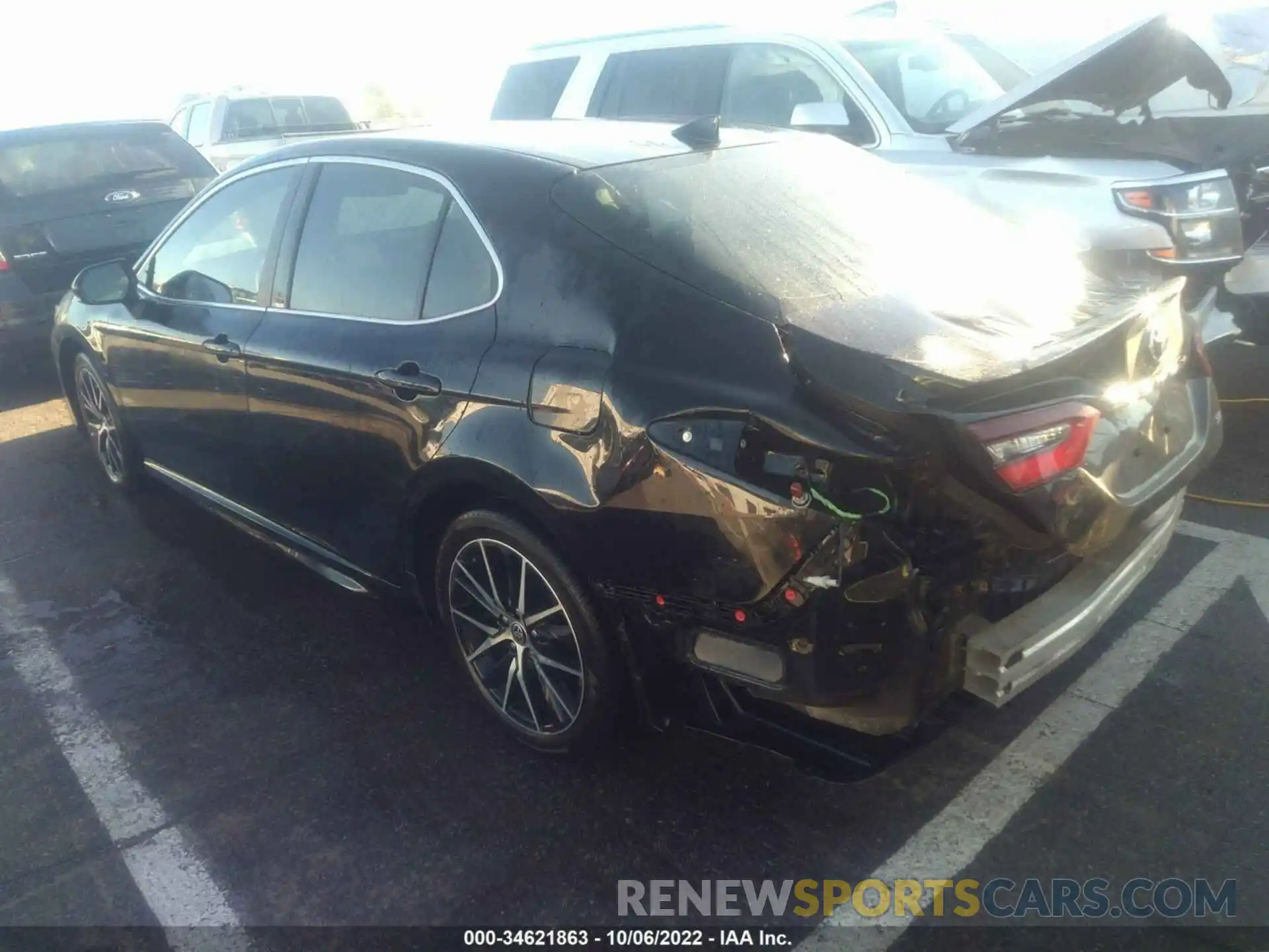 3 Photograph of a damaged car 4T1G11AKXMU431912 TOYOTA CAMRY 2021