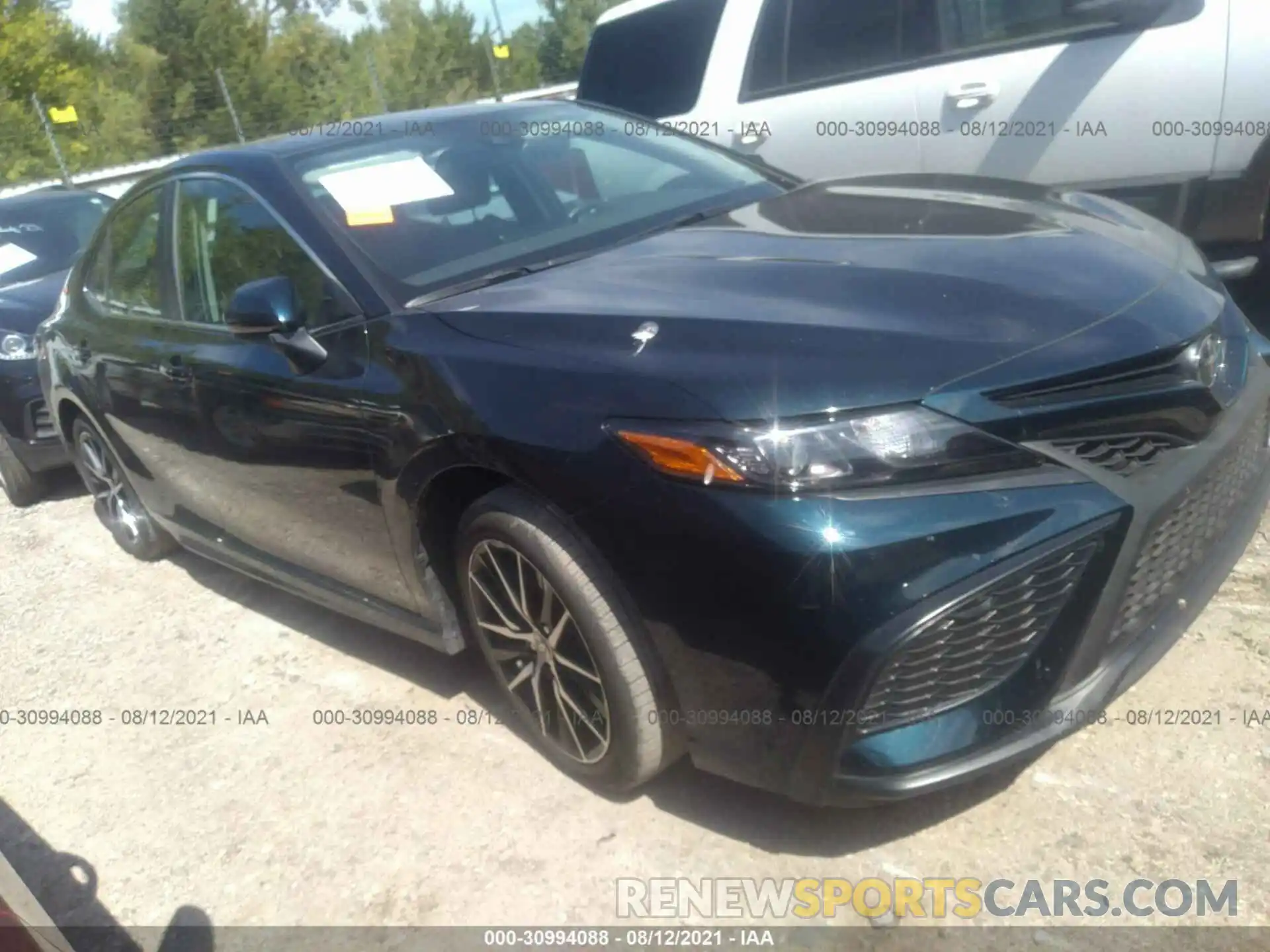 1 Photograph of a damaged car 4T1G11AKXMU432087 TOYOTA CAMRY 2021