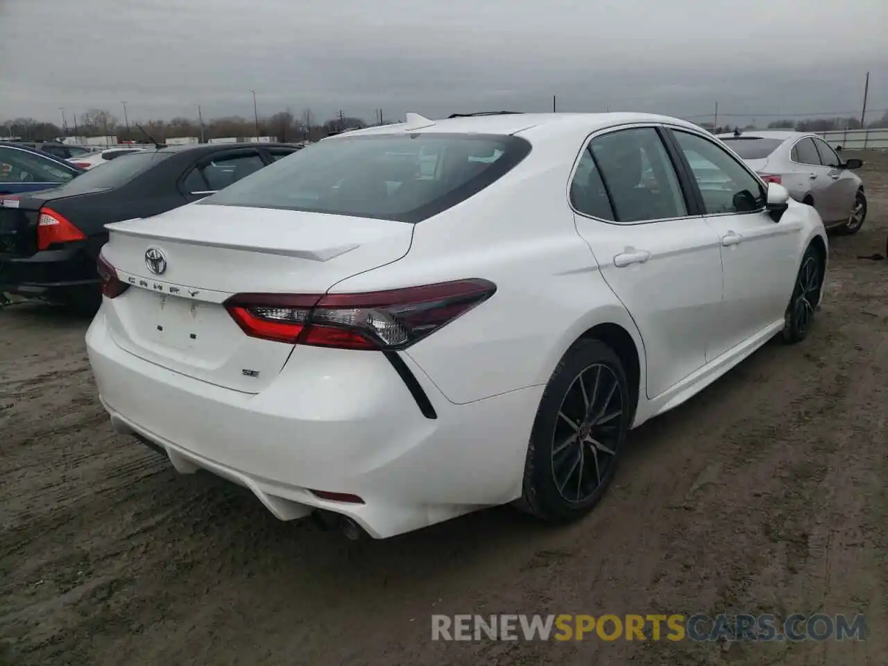 4 Фотография поврежденного автомобиля 4T1G11AKXMU441856 TOYOTA CAMRY 2021