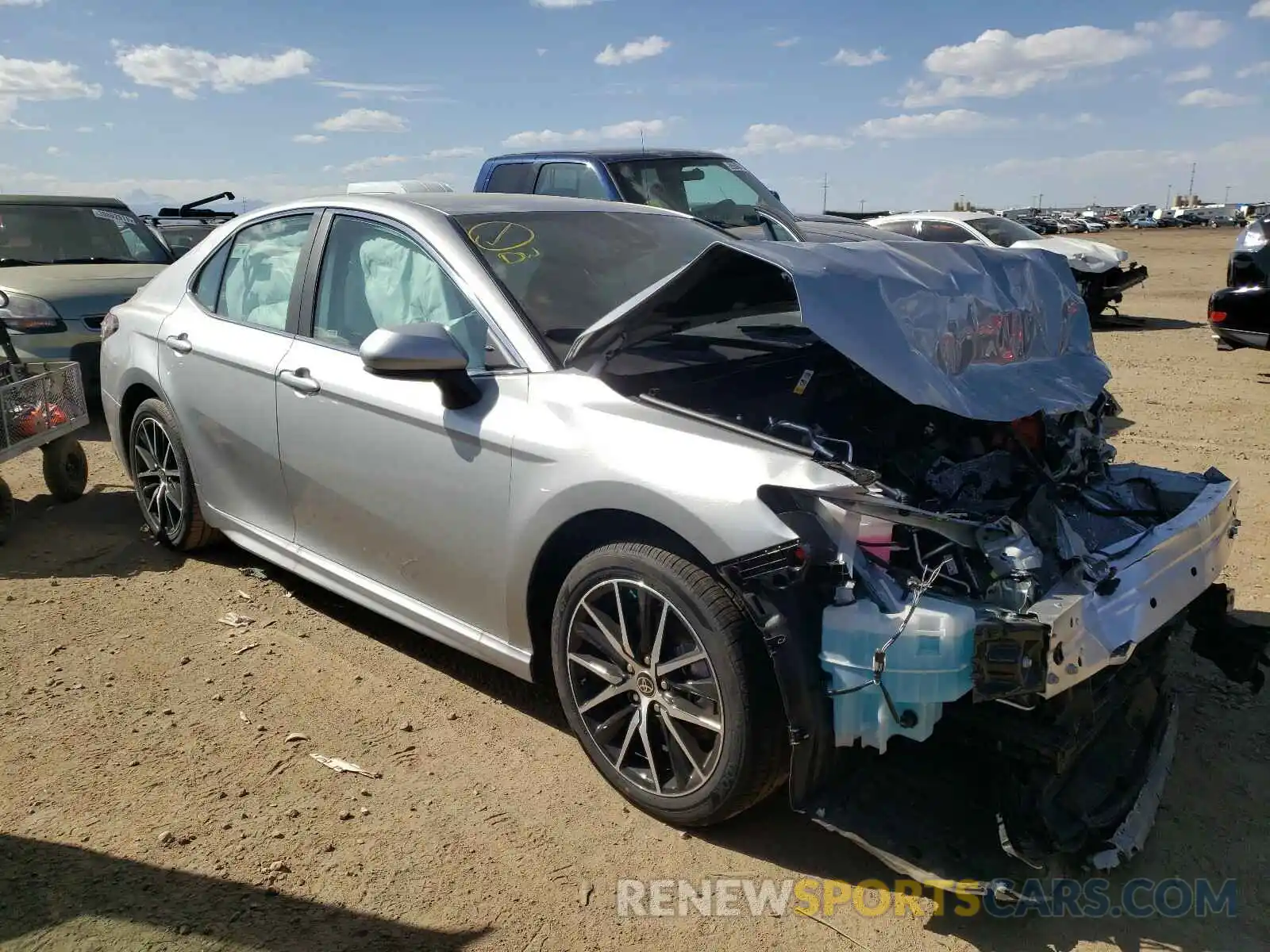 1 Photograph of a damaged car 4T1G11AKXMU443817 TOYOTA CAMRY 2021