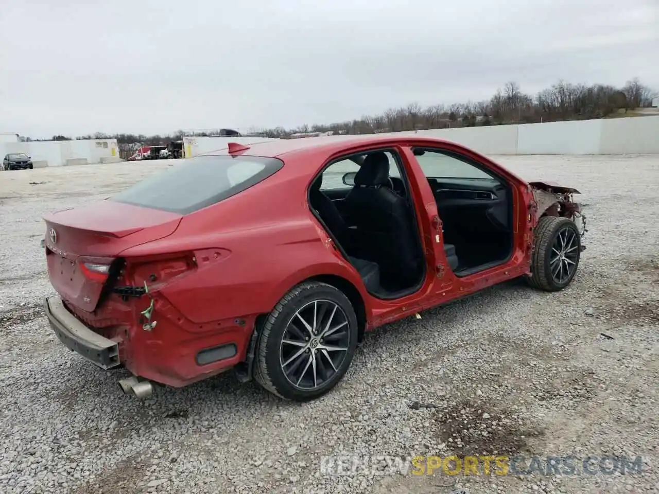 3 Photograph of a damaged car 4T1G11AKXMU446605 TOYOTA CAMRY 2021