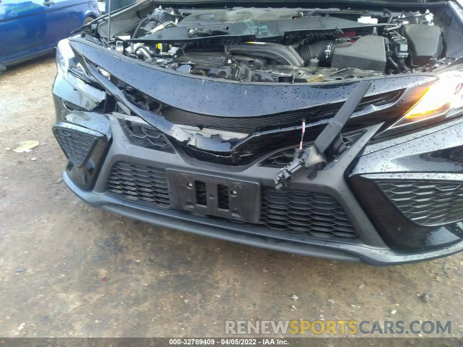 6 Photograph of a damaged car 4T1G11AKXMU452601 TOYOTA CAMRY 2021