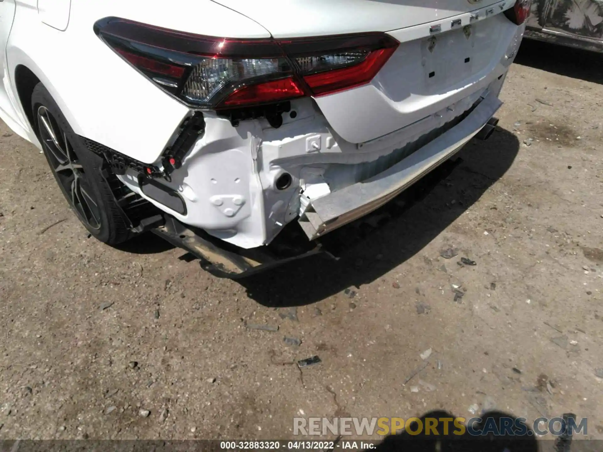 6 Photograph of a damaged car 4T1G11AKXMU454283 TOYOTA CAMRY 2021