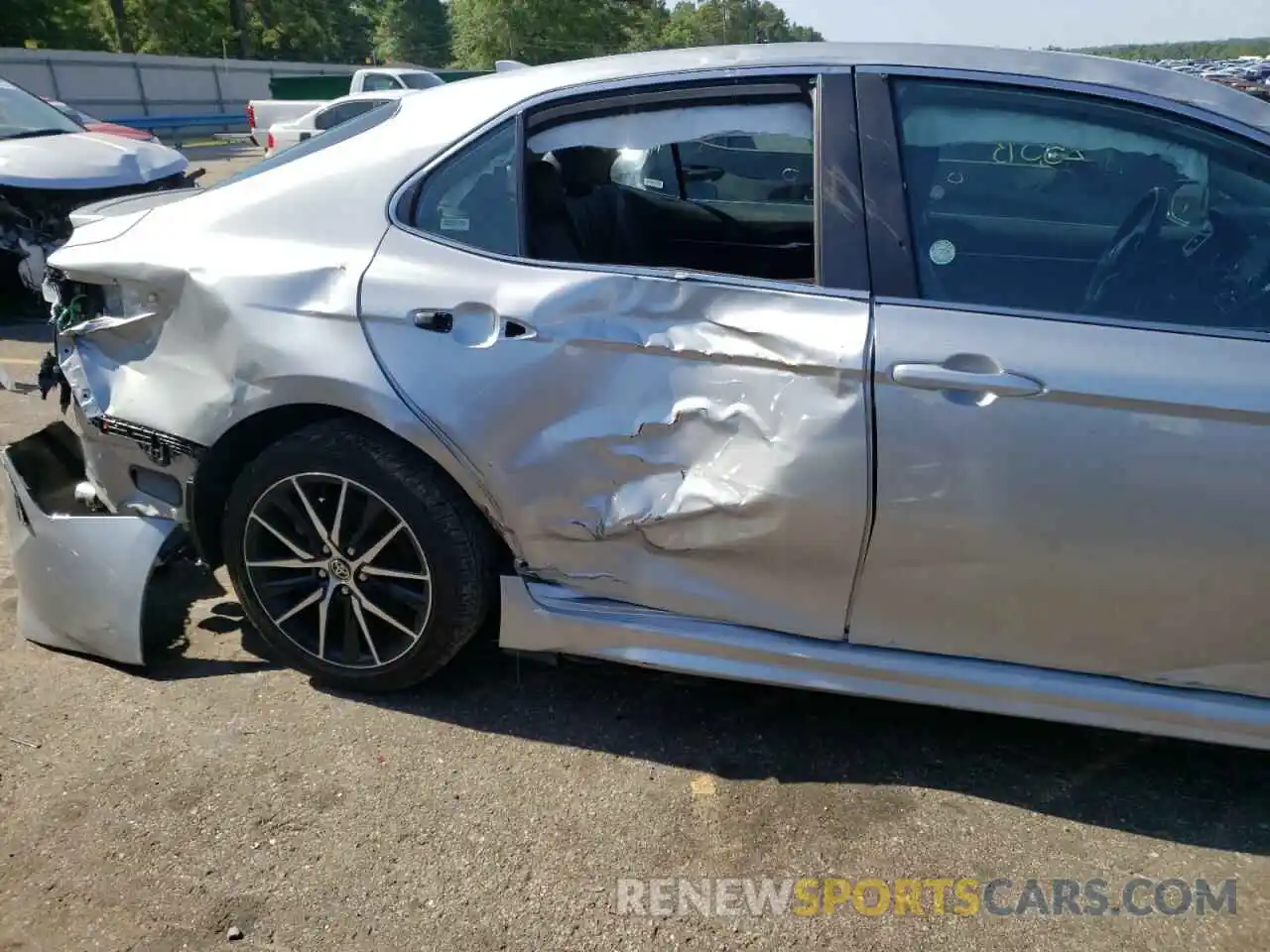 9 Photograph of a damaged car 4T1G11AKXMU457247 TOYOTA CAMRY 2021