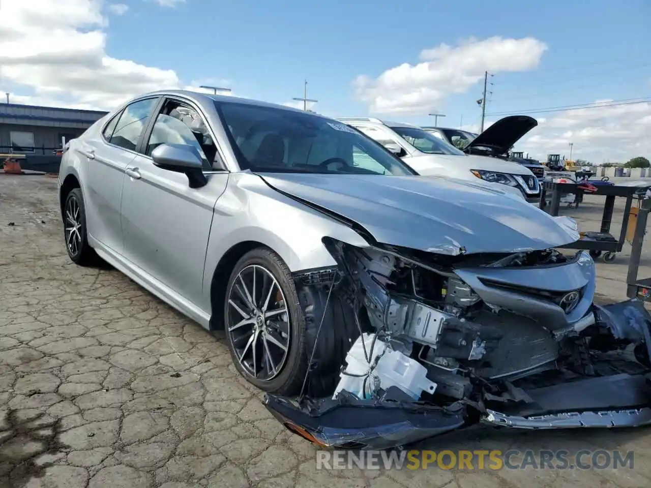 1 Photograph of a damaged car 4T1G11AKXMU464585 TOYOTA CAMRY 2021