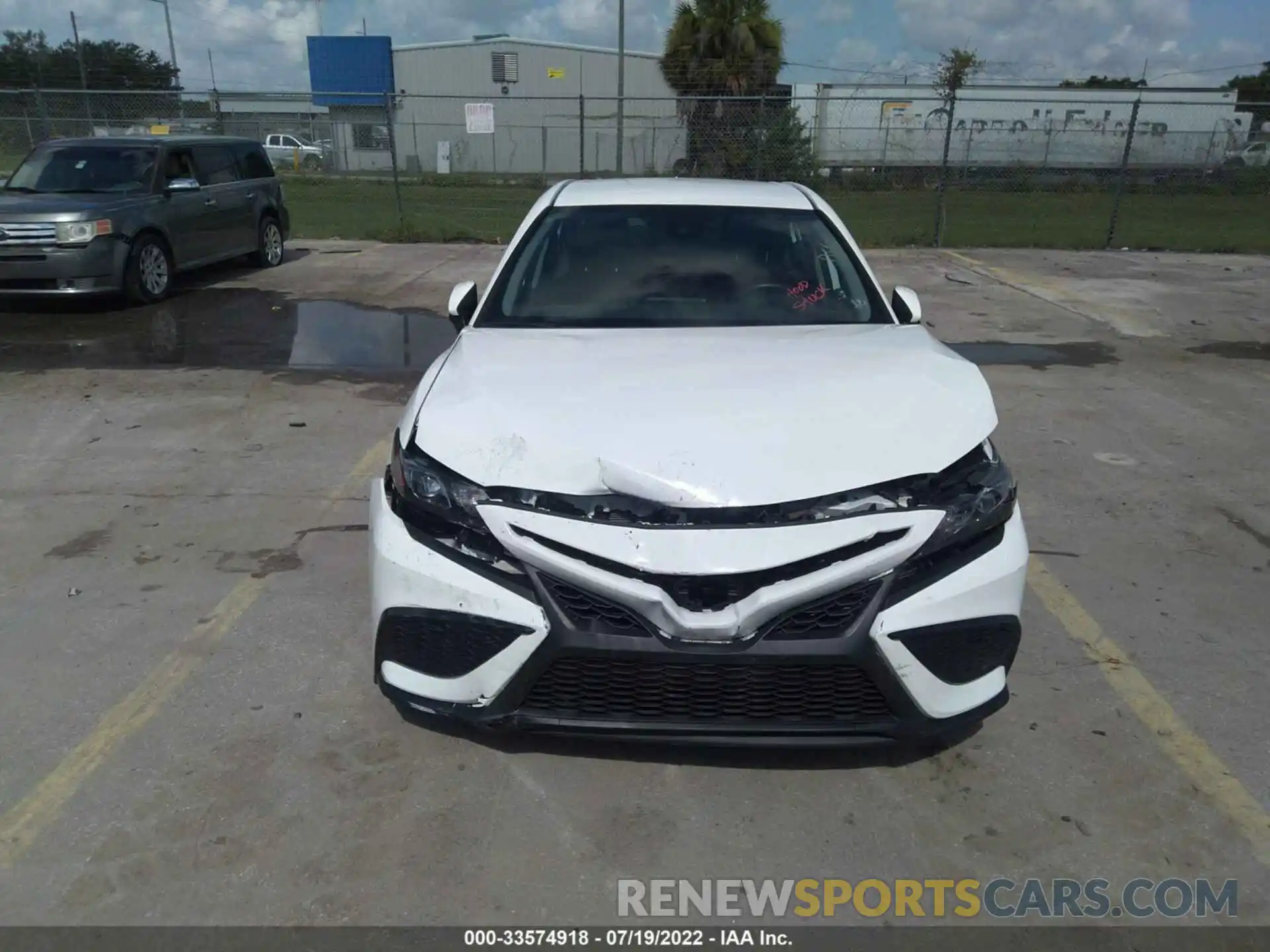 6 Photograph of a damaged car 4T1G11AKXMU466773 TOYOTA CAMRY 2021