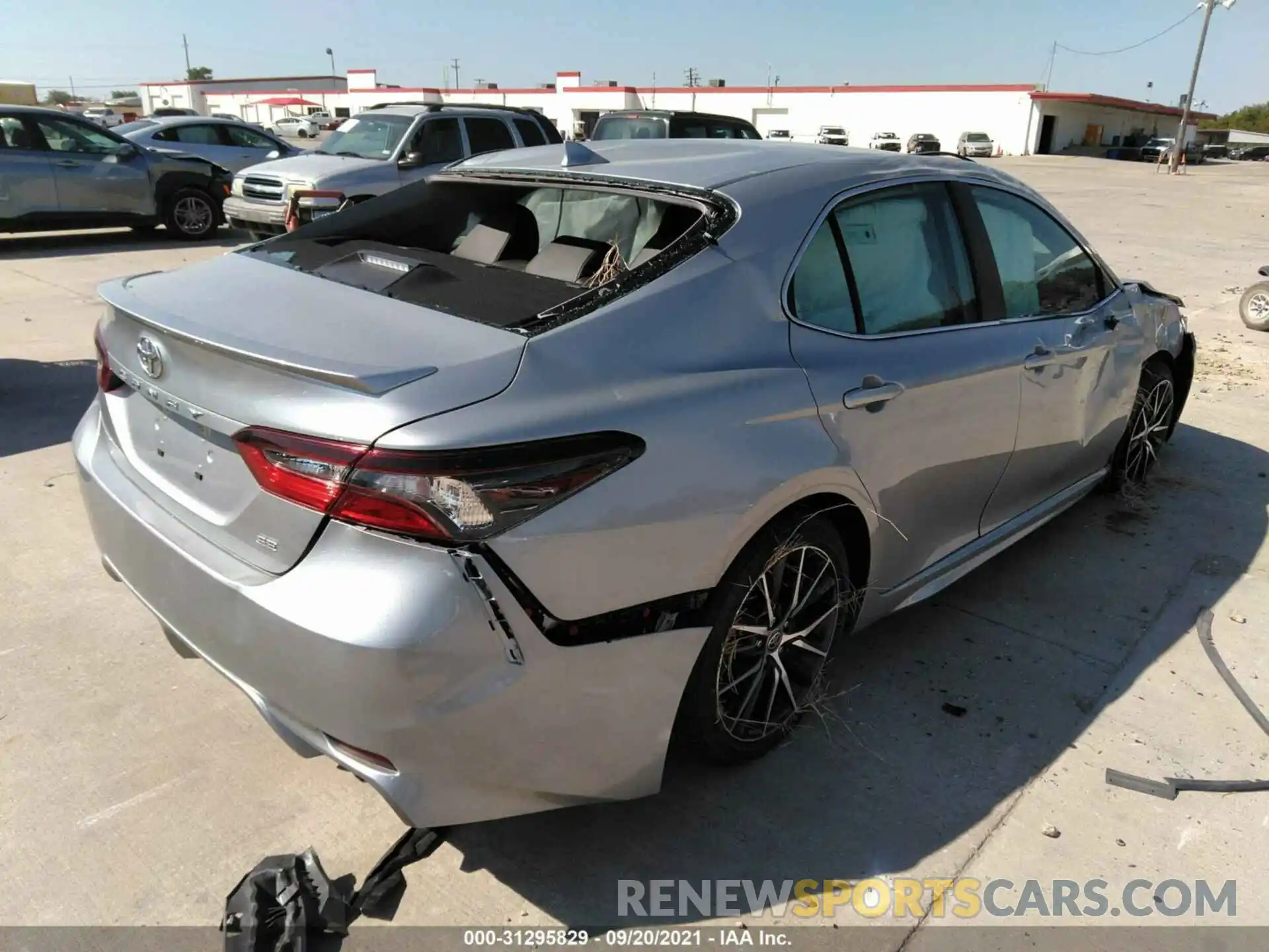 4 Photograph of a damaged car 4T1G11AKXMU467793 TOYOTA CAMRY 2021