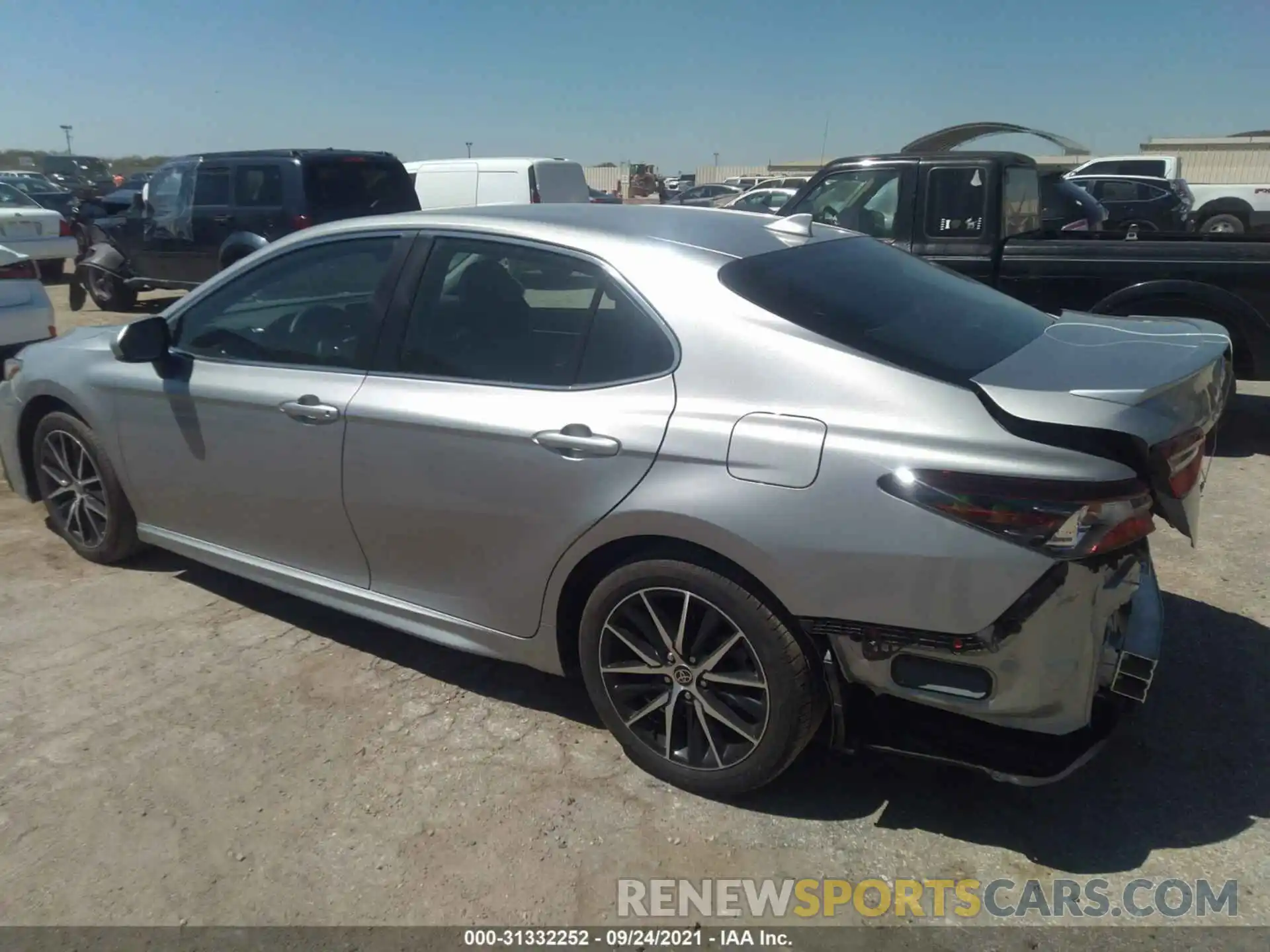 3 Photograph of a damaged car 4T1G11AKXMU474789 TOYOTA CAMRY 2021