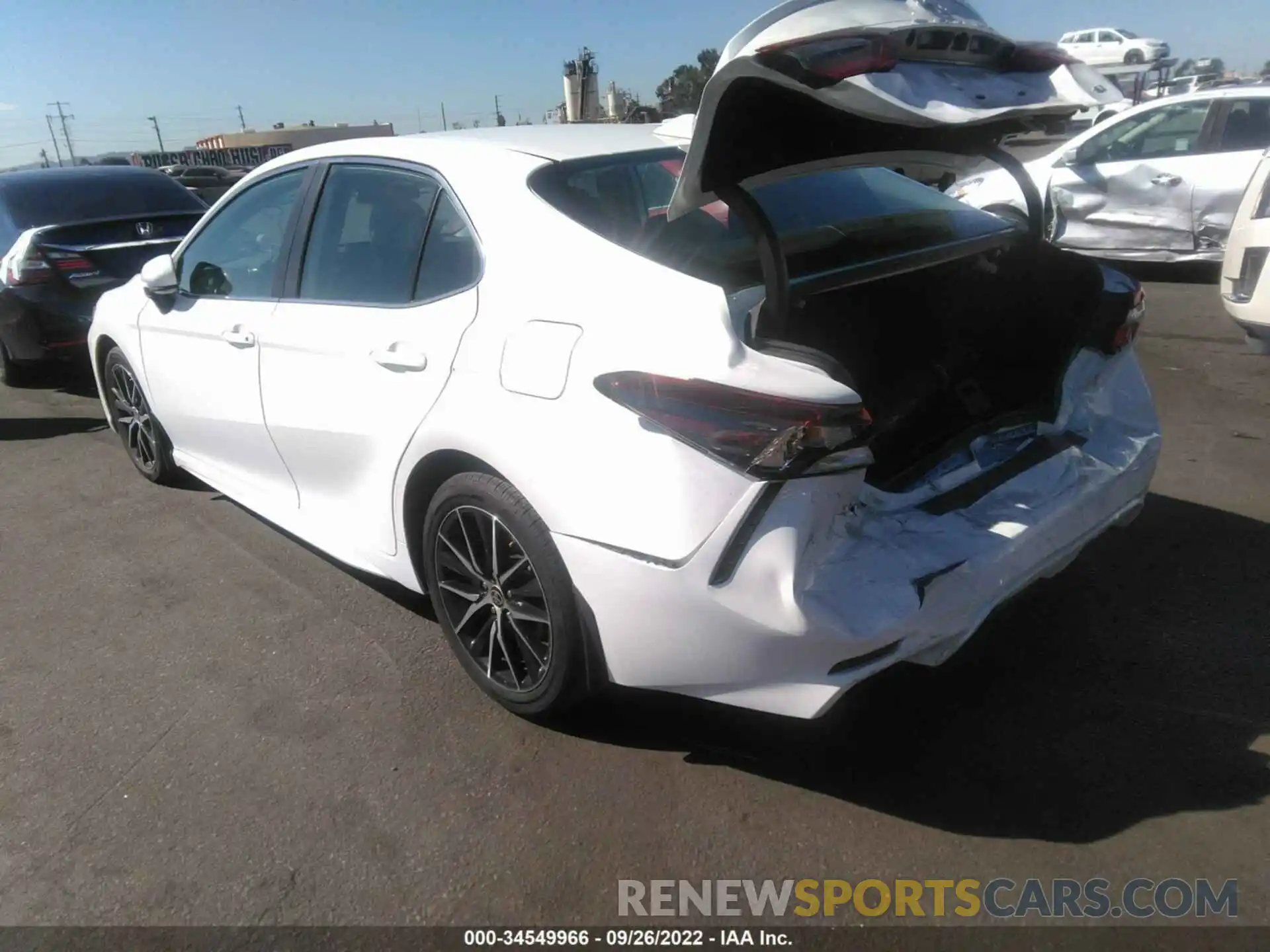 3 Photograph of a damaged car 4T1G11AKXMU476266 TOYOTA CAMRY 2021