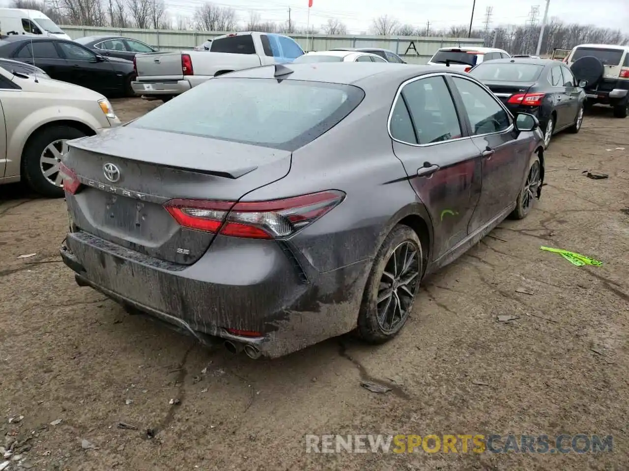 4 Фотография поврежденного автомобиля 4T1G11AKXMU480415 TOYOTA CAMRY 2021