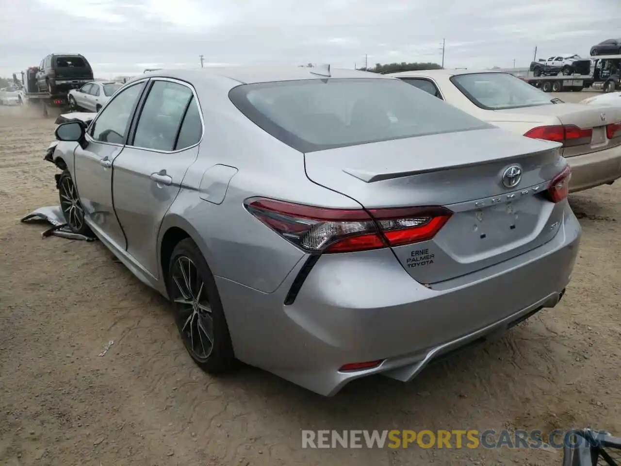 3 Photograph of a damaged car 4T1G11AKXMU482133 TOYOTA CAMRY 2021