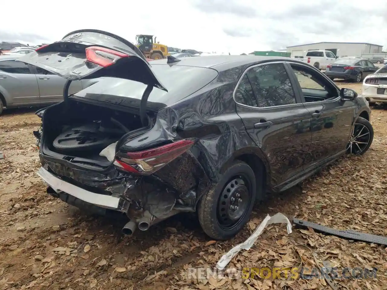 4 Photograph of a damaged car 4T1G11AKXMU484223 TOYOTA CAMRY 2021