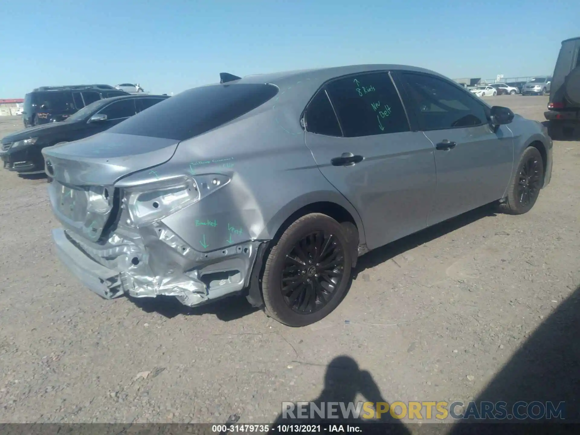 4 Photograph of a damaged car 4T1G11AKXMU488627 TOYOTA CAMRY 2021