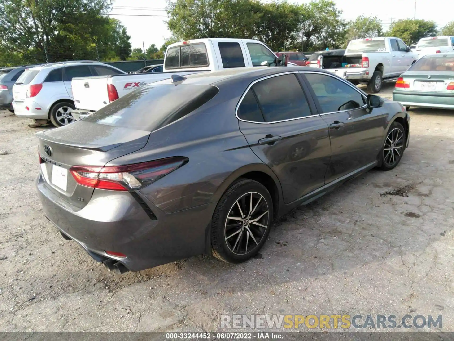 4 Photograph of a damaged car 4T1G11AKXMU490782 TOYOTA CAMRY 2021