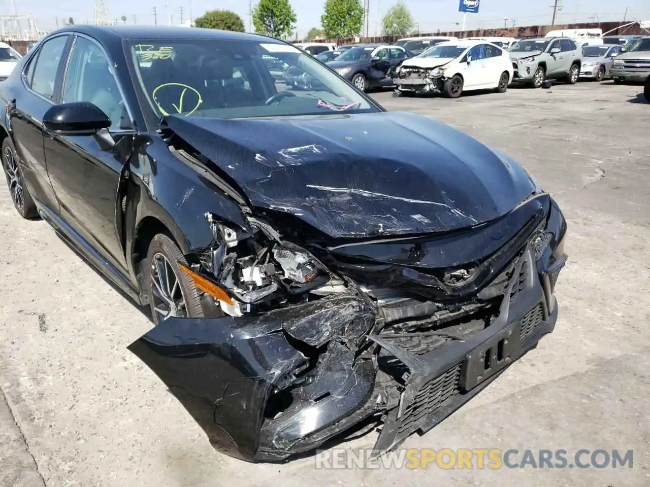 9 Photograph of a damaged car 4T1G11AKXMU513896 TOYOTA CAMRY 2021