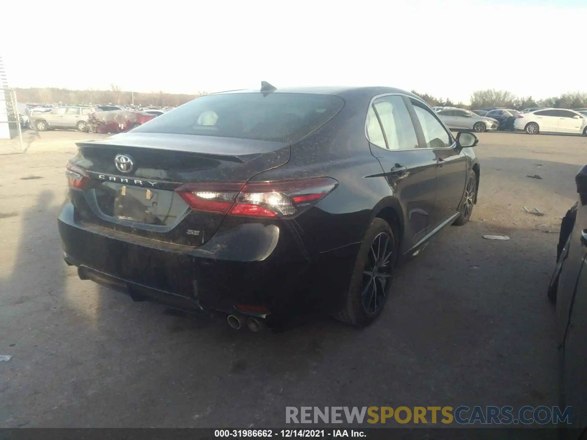 4 Photograph of a damaged car 4T1G11AKXMU524204 TOYOTA CAMRY 2021