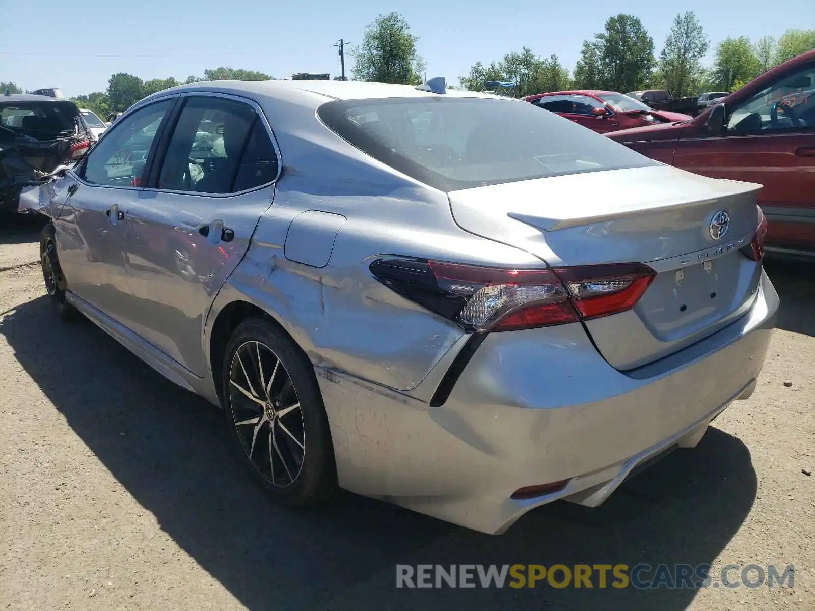 3 Photograph of a damaged car 4T1G11AKXMU525014 TOYOTA CAMRY 2021