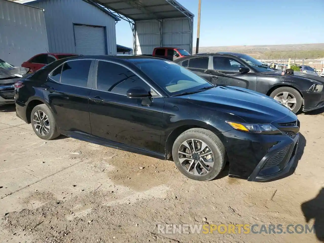 4 Photograph of a damaged car 4T1G11AKXMU529306 TOYOTA CAMRY 2021