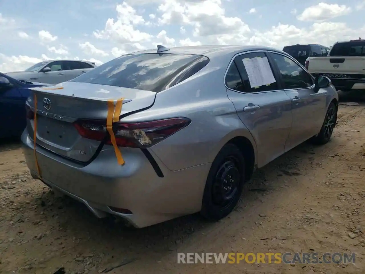 4 Photograph of a damaged car 4T1G11AKXMU529466 TOYOTA CAMRY 2021