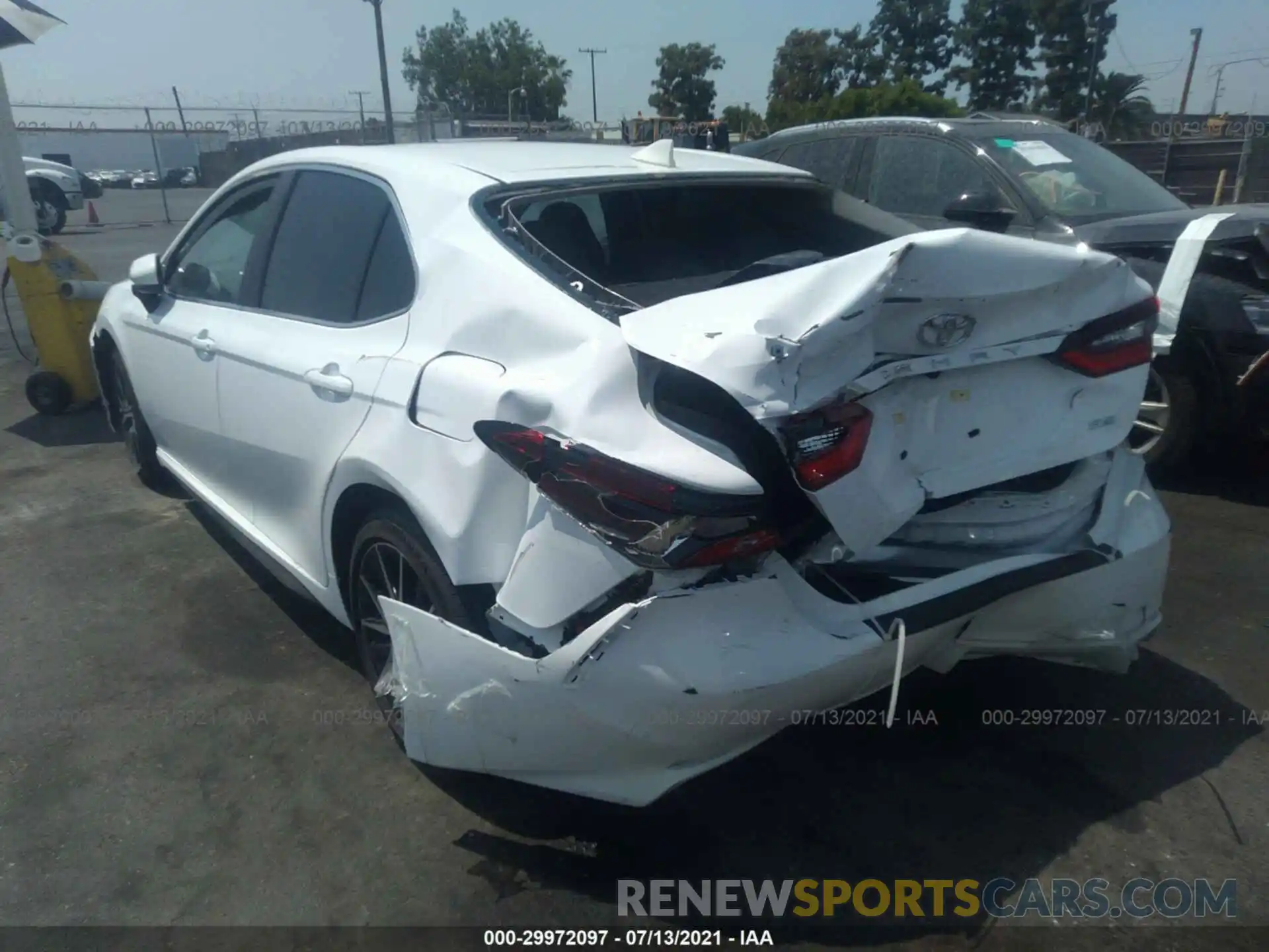 3 Photograph of a damaged car 4T1G11AKXMU535848 TOYOTA CAMRY 2021