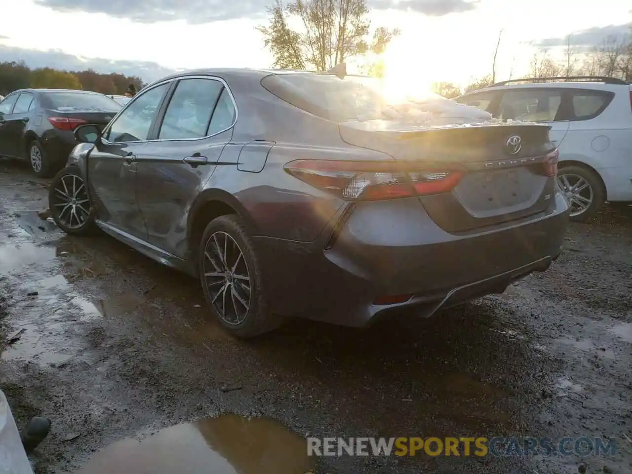 3 Photograph of a damaged car 4T1G11AKXMU540497 TOYOTA CAMRY 2021