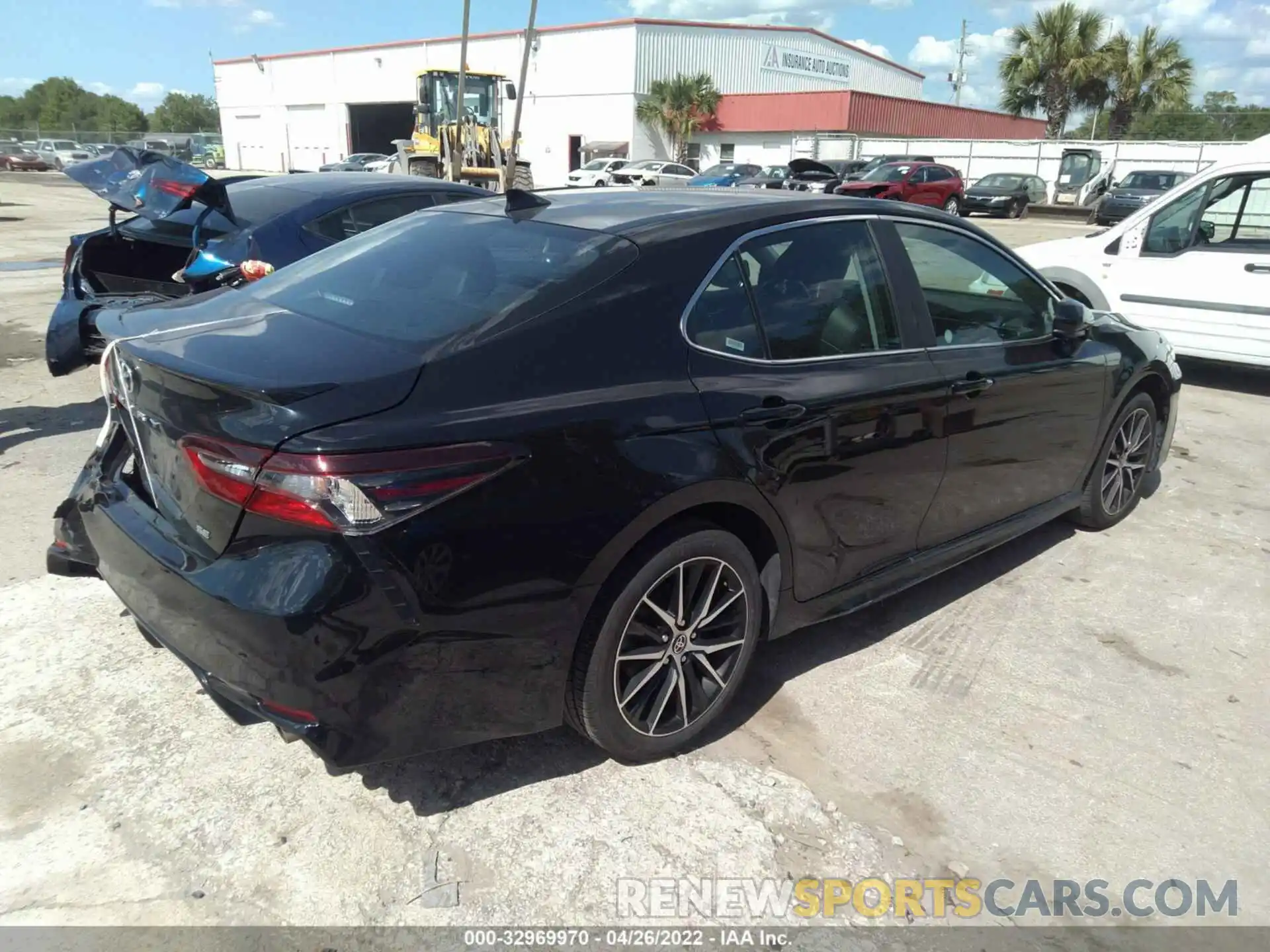 4 Photograph of a damaged car 4T1G11AKXMU553945 TOYOTA CAMRY 2021