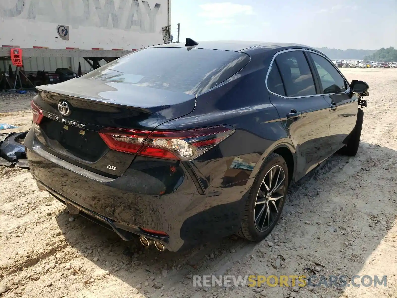 4 Photograph of a damaged car 4T1G11AKXMU555453 TOYOTA CAMRY 2021