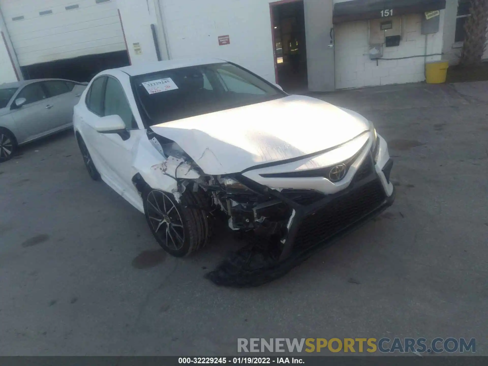 1 Photograph of a damaged car 4T1G11AKXMU559891 TOYOTA CAMRY 2021