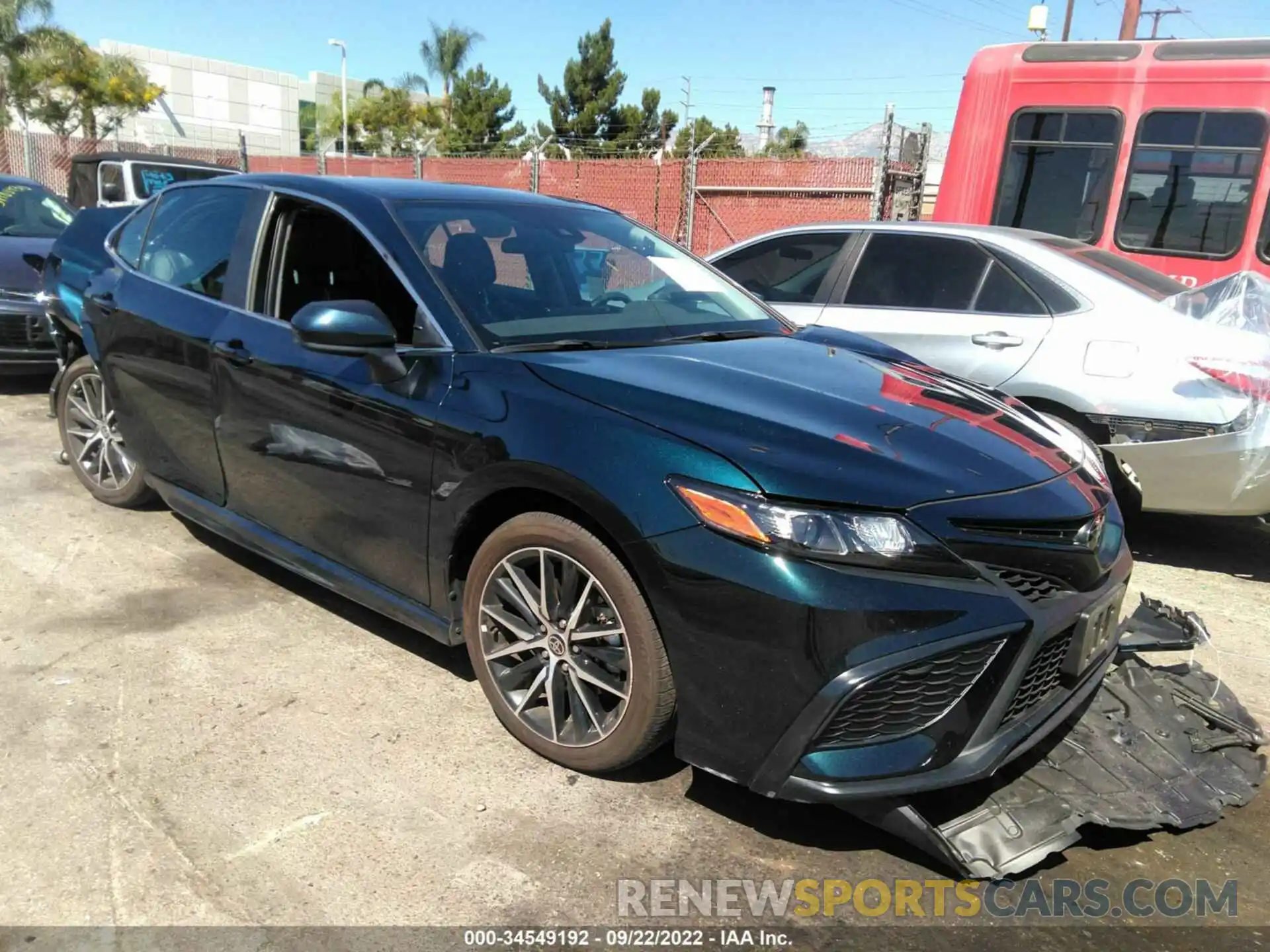 1 Photograph of a damaged car 4T1G11AKXMU572639 TOYOTA CAMRY 2021