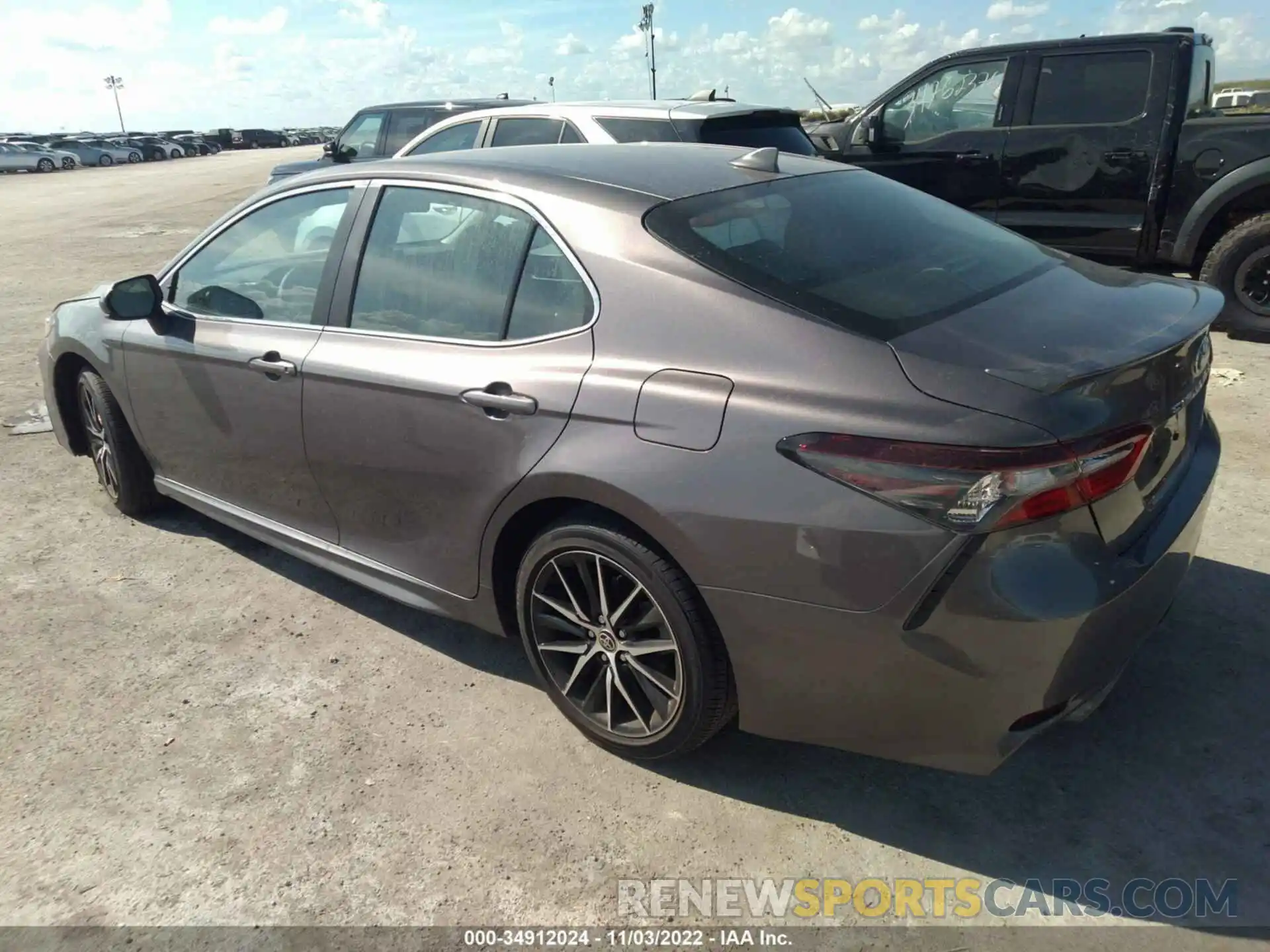 3 Photograph of a damaged car 4T1G11AKXMU578862 TOYOTA CAMRY 2021