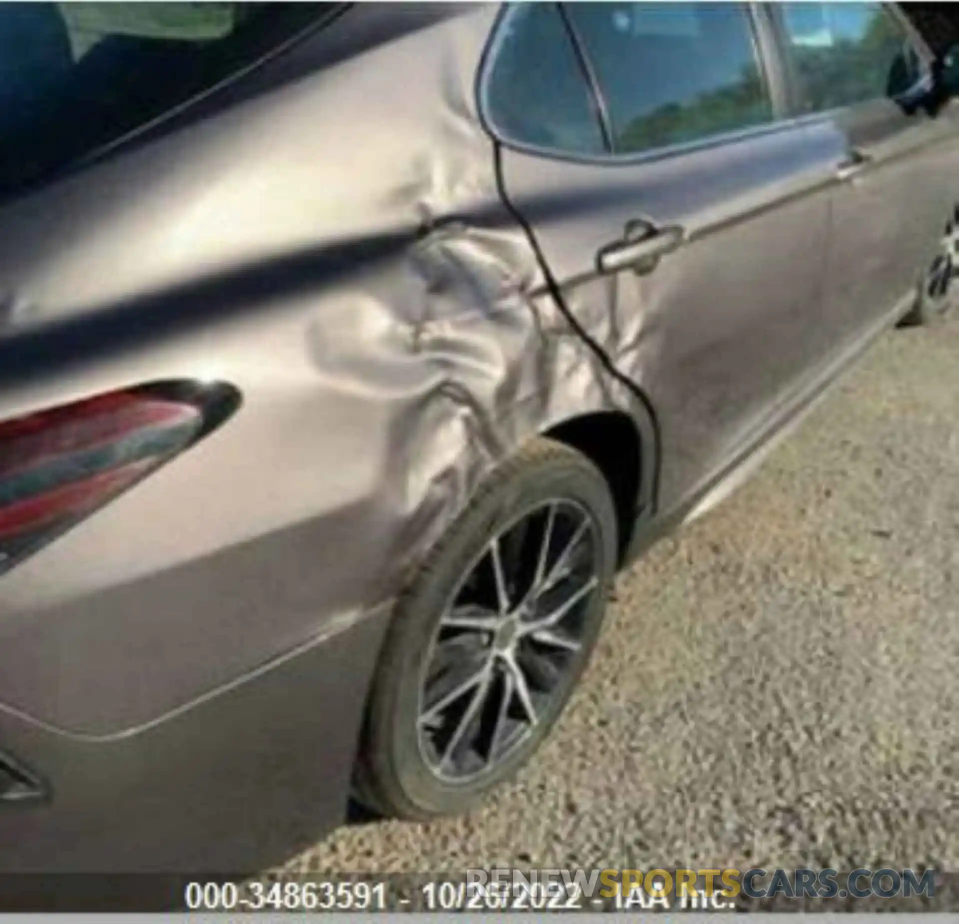 6 Photograph of a damaged car 4T1G11AKXMU584435 TOYOTA CAMRY 2021